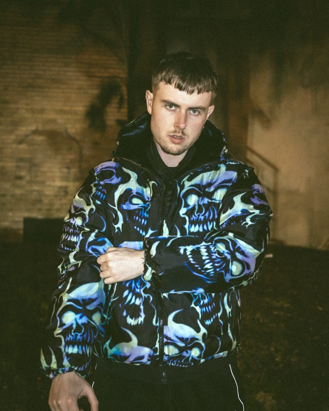 ALT8: between impact and emotion