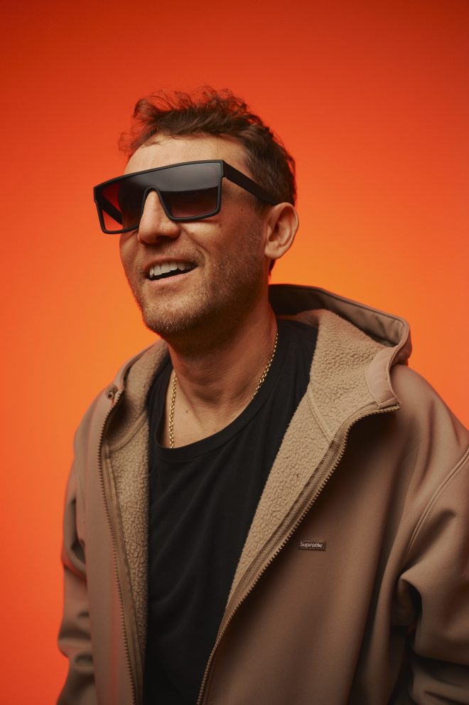 Flashmob: stories about music, freedom, and the soul of house